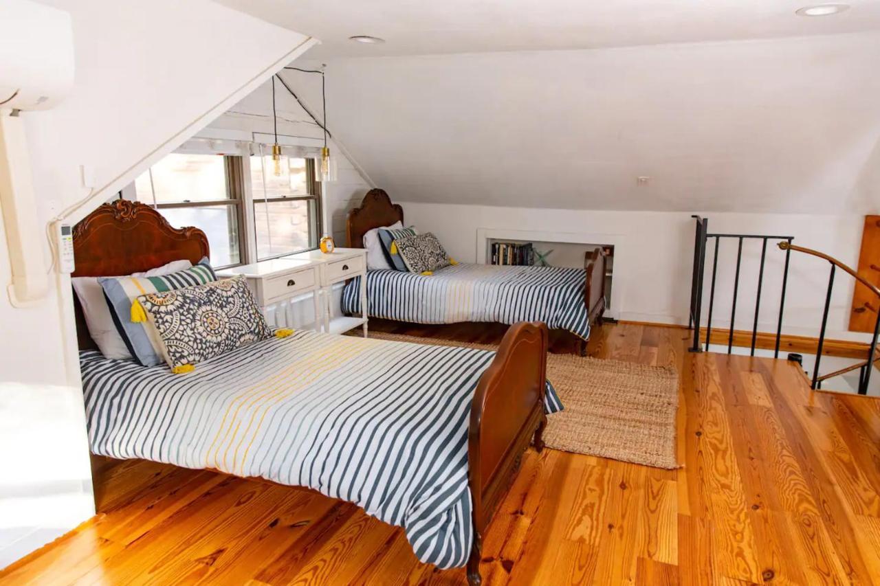伯克利斯普林斯Hot Tub Charming & Chic Mountain Gem On Sleepy Creek别墅 外观 照片